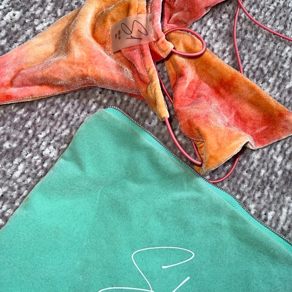 Sel Doval Arlene studios soleil tinikini - Picture 8 of 10